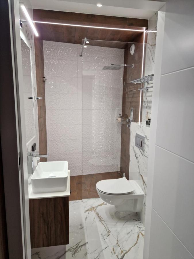 Brossa Apartments, 24h self check in, Klima, AirCond Breslavia Esterno foto