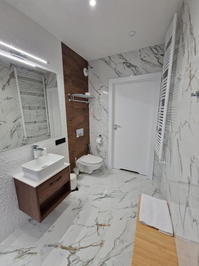 Brossa Apartments, 24h self check in, Klima, AirCond Breslavia Esterno foto