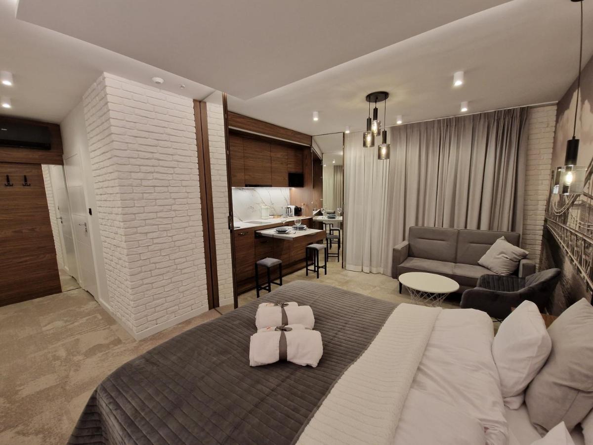 Brossa Apartments, 24h self check in, Klima, AirCond Breslavia Esterno foto